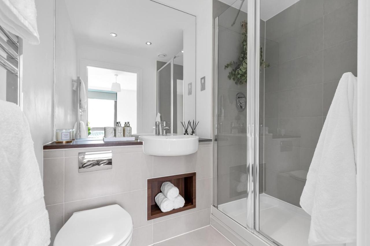 Modern Luxe Apt Just 10 Mins From Tower Bridge! Easy Access To Tube And Bus Londres Extérieur photo