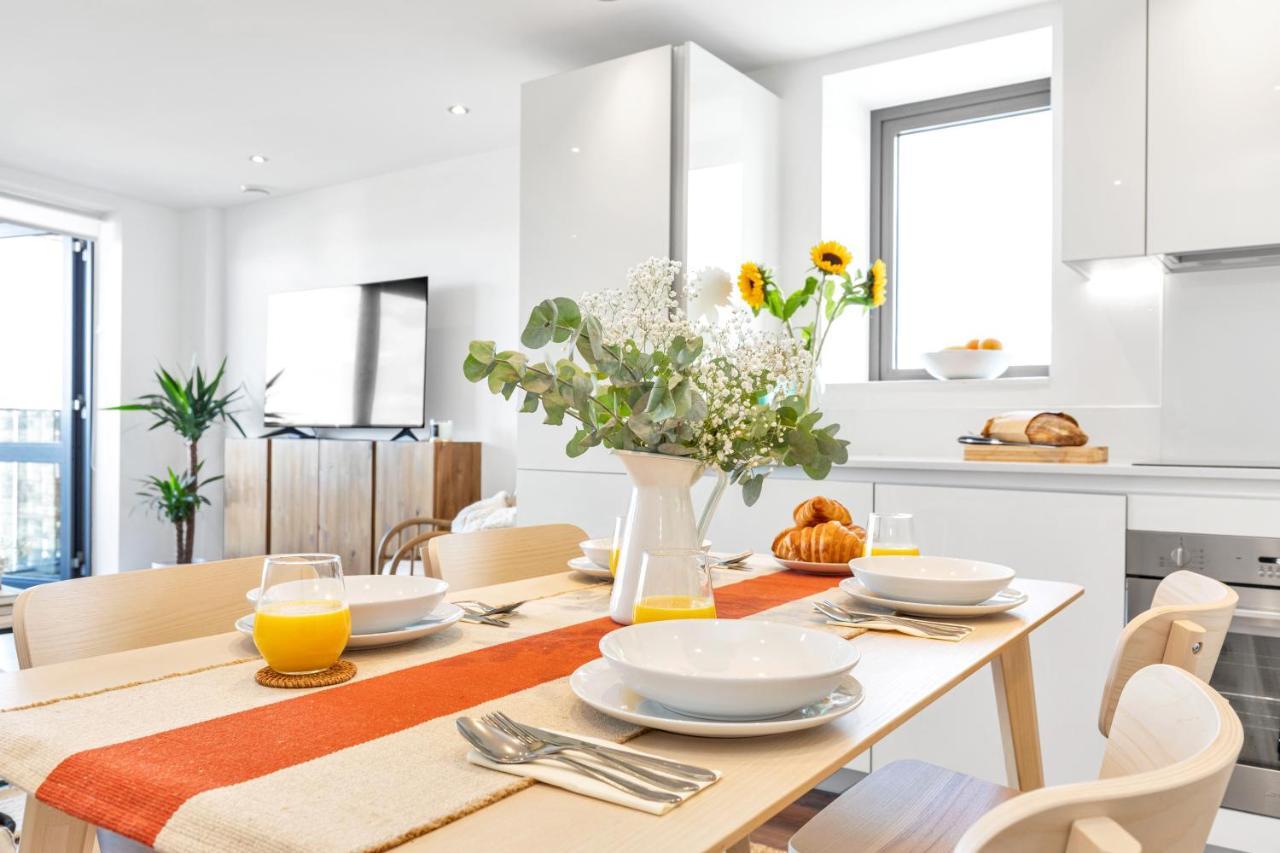 Modern Luxe Apt Just 10 Mins From Tower Bridge! Easy Access To Tube And Bus Londres Extérieur photo